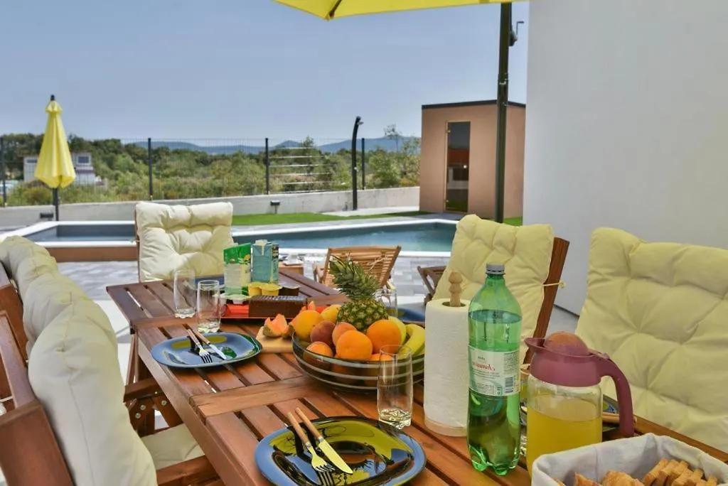 Villa Silente Sukosan 0*,