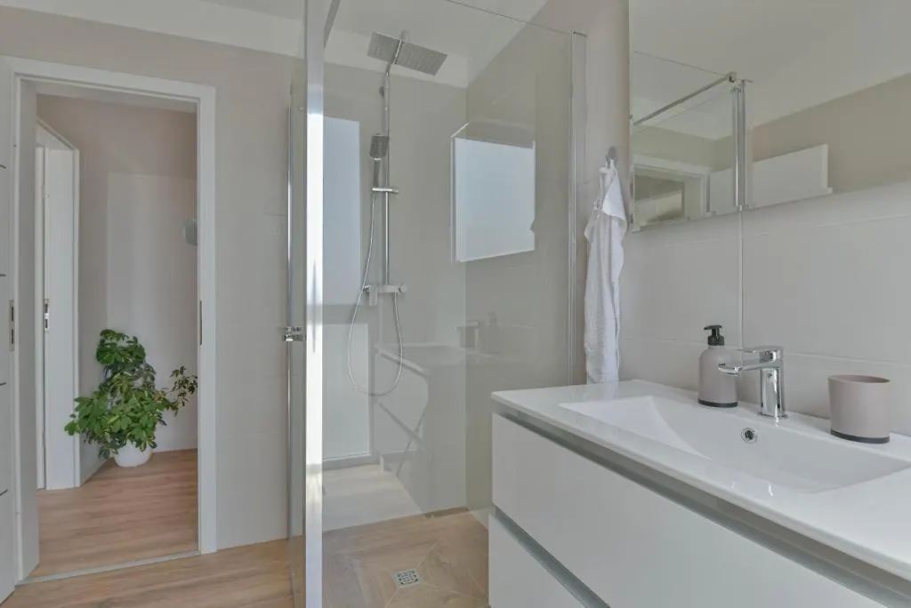 Villa Silente Sukosan 0*,  Croatia